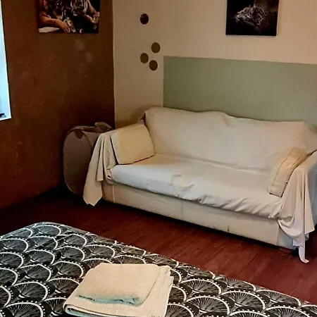 Double Bed & Breakfast